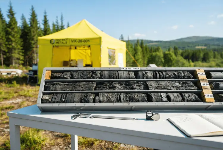 District Metals durchörtert 155 Meter mächtigen Alum-Schiefer auf schwedischem Viken-Areal