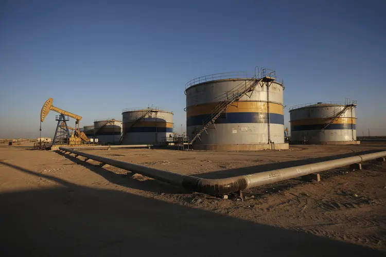Irak kürzt Ölförderung drastisch wegen voller Lager und Tanker-Krise